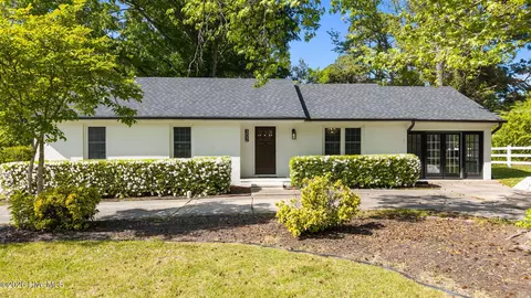 302 Ridge Rd NW, Wilson, NC 27896