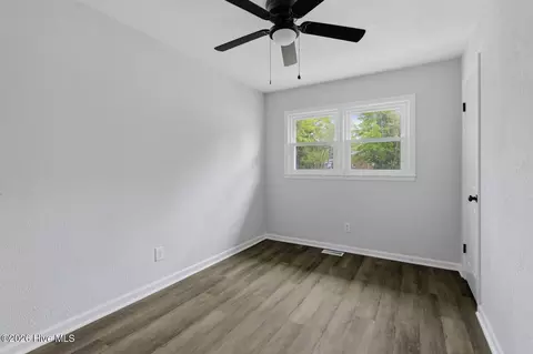 Bedroom - 103 Puller Dr, Jacksonville, NC 28540 photo 1 of 4
