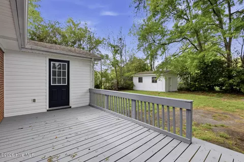 Exterior - 103 Puller Dr, Jacksonville, NC 28540 photo 1 of 3