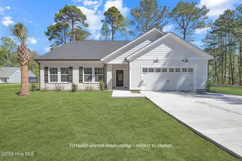 470 Oakwood Dr NW, Calabash, NC 28467