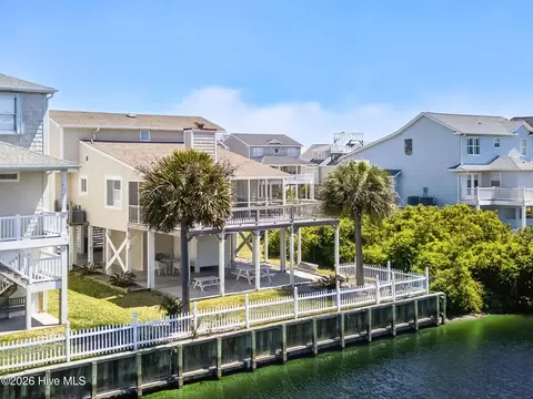 9 Asheville St, Ocean Isle Beach, NC 28469