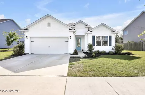304 Edgewater Way, Surf City, NC 28445