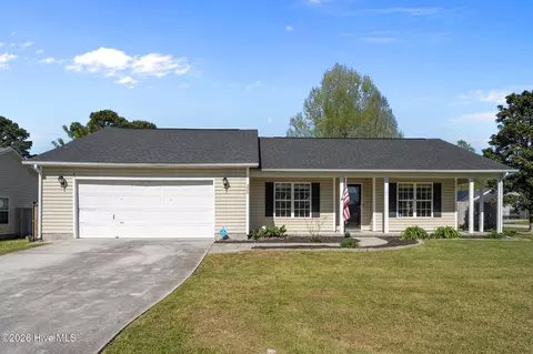 300 Carlisle Ct, Jacksonville, NC 28540