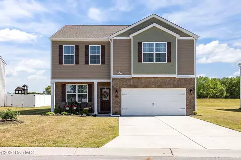 4413 Marthas Village Ln, Ayden, NC 28513