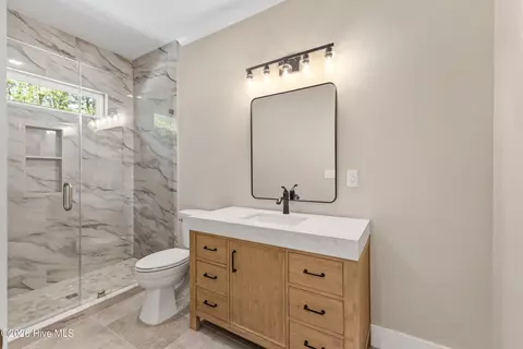 Bath - 406 Compass Pt, Hampstead, NC 28443 photo 4 of 6