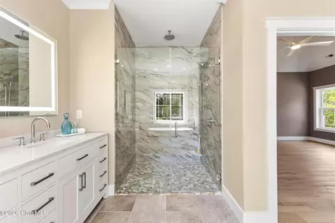 Bath - 406 Compass Pt, Hampstead, NC 28443 photo 3 of 6