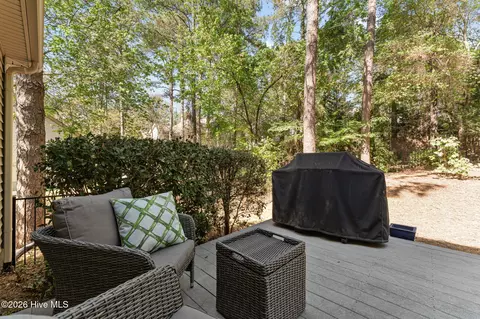 Exterior - 120 Lake View Dr E, Pinehurst, NC 28374 photo 14 of 16