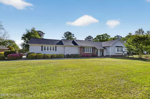 207 Eleanor St, Greenville, NC 27858
