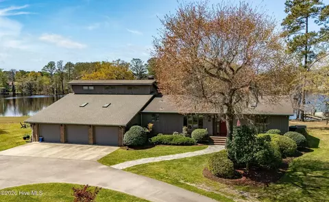 175 Gus Ln, New Bern, NC 28562