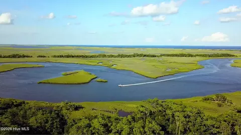 87 Cape Creek Rd, Bald Head Island, NC 28461