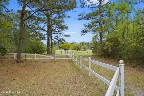 Exterior - 465 Annandale Trce, Hampstead, NC 28443 photo 16 of 19