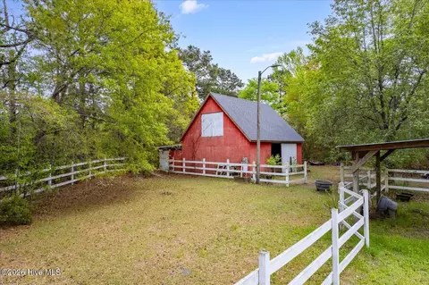 Exterior - 465 Annandale Trce, Hampstead, NC 28443 photo 3 of 19