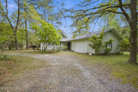 Exterior - 465 Annandale Trce, Hampstead, NC 28443 photo 8 of 19