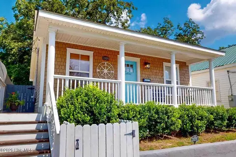 1009 Hanover St, Wilmington, NC 28401