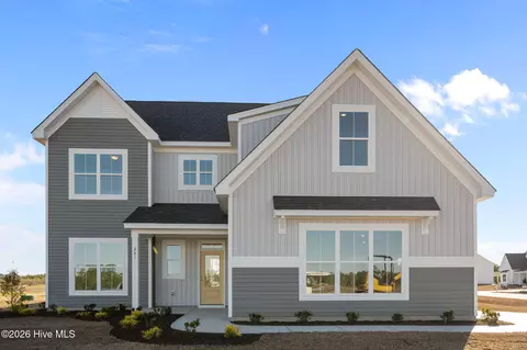 801 Tupelo Tree Dr, Hubert, NC 28539