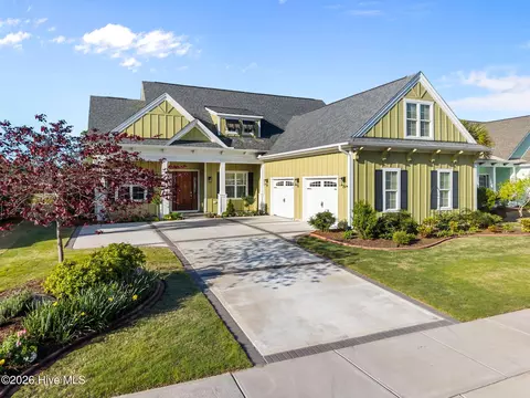 4329 Singletary Lake Dr, Winnabow, NC 28479