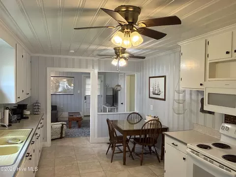 Kitchen - 415 E 5th St, Washington, NC 27889 photo 2 of 2