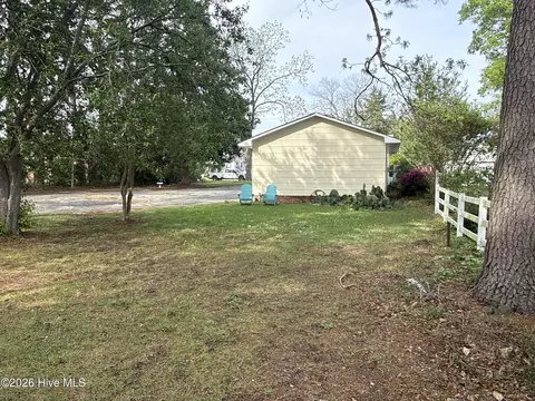 Exterior - 415 E 5th St, Washington, NC 27889 photo 3 of 7