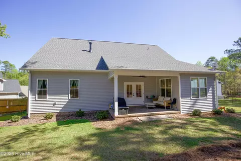 Exterior - 8 Raintree Ct, Pinehurst, NC 28374 photo 5 of 7