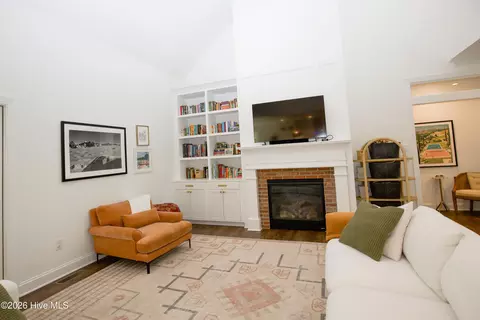 Living - 8 Raintree Ct, Pinehurst, NC 28374 photo 2 of 2