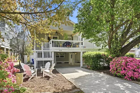 914 Oceanward Ln, Carolina Beach, NC 28428