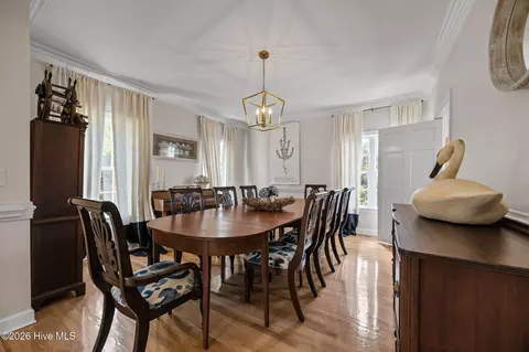 Dining - 127 Riverview Dr, Washington, NC 27889 photo 1 of 3
