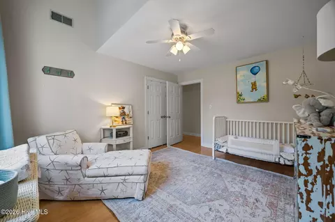 Bedroom - 127 Riverview Dr, Washington, NC 27889 photo 4 of 8