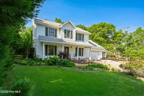 815 La Quinta Ln, Hope Mills, NC 28348