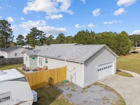 140 Van Riggs Rd, Hubert, NC 28539 photo 31