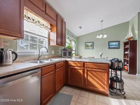 140 Van Riggs Rd, Hubert, NC 28539 photo 10
