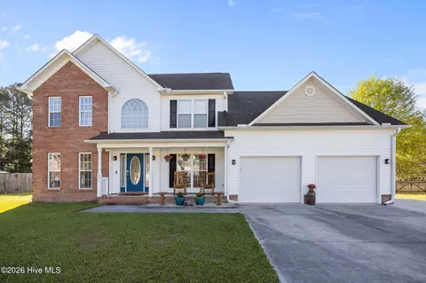 331 Rock Creek Dr S, Jacksonville, NC 28540