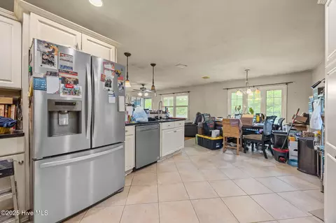 Kitchen - 720 Lea Dr, Hampstead, NC 28443 photo 1 of 6