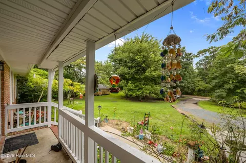 Exterior - 720 Lea Dr, Hampstead, NC 28443 photo 9 of 11