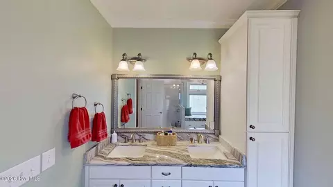 Bath - 119 Arbon Ln, New Bern, NC 28562 photo 1 of 6