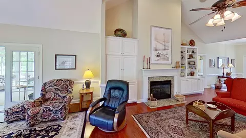 Living - 119 Arbon Ln, New Bern, NC 28562 photo 1 of 1