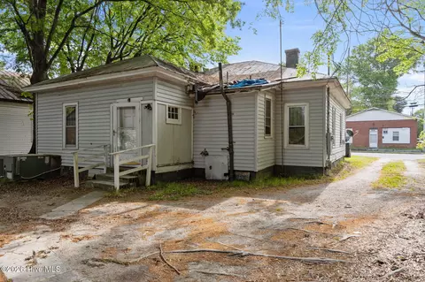 Exterior - 409 Pender St E, Wilson, NC 27893 photo 6 of 9