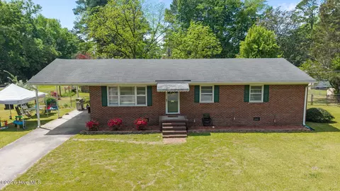 434 Quinerly St, Grifton, NC 28530