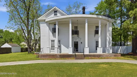 227 Blount St, Winterville, NC 28590