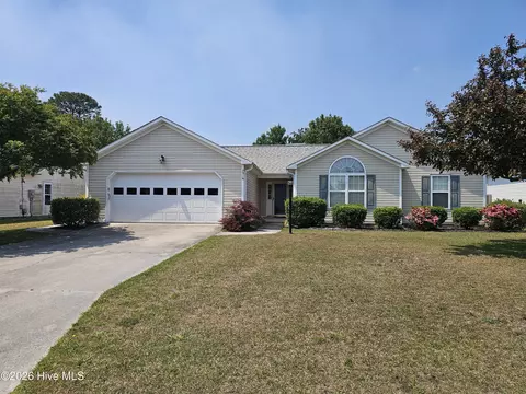 7316 Rabbit Hollow Dr, Wilmington, NC 28411