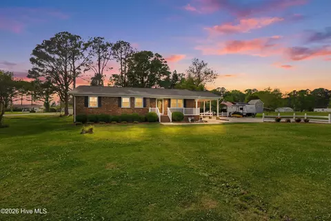 288 S 5th St, Aurora, NC 27806