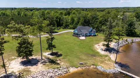 195 Mullet Bay Ln, Hertford, NC 27944