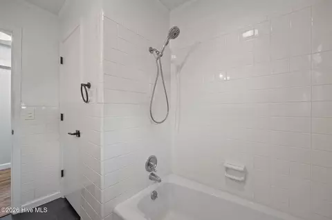 Bath - 4162 Westhaven Ave, Ayden, NC 28513 photo 2 of 3