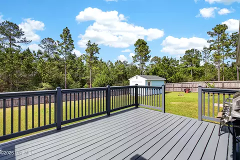 Exterior - 321 Basil Ct, Hubert, NC 28539 photo 1 of 3