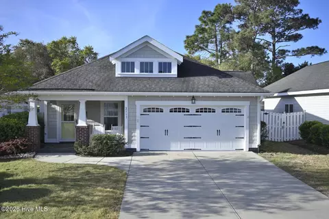 2117 Maple Leaf Dr, Southport, NC 28461