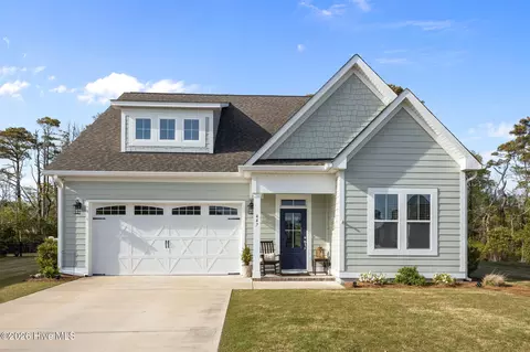 447 Freedom Park Rd, Beaufort, NC 28516