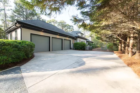 Exterior - 37 Mcmichael Dr, Pinehurst, NC 28374 photo 33 of 45