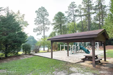 Exterior - 37 Mcmichael Dr, Pinehurst, NC 28374 photo 43 of 45