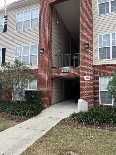 2808 Bloomfield Ln UNIT 208, Wilmington, NC 28412