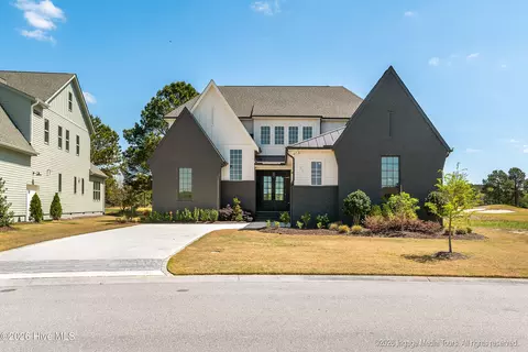 23 Sunflower Ct, Snow Hill, NC 28580