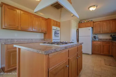 Kitchen - 309 Smith Rd, Gates, NC 27937 photo 4 of 5